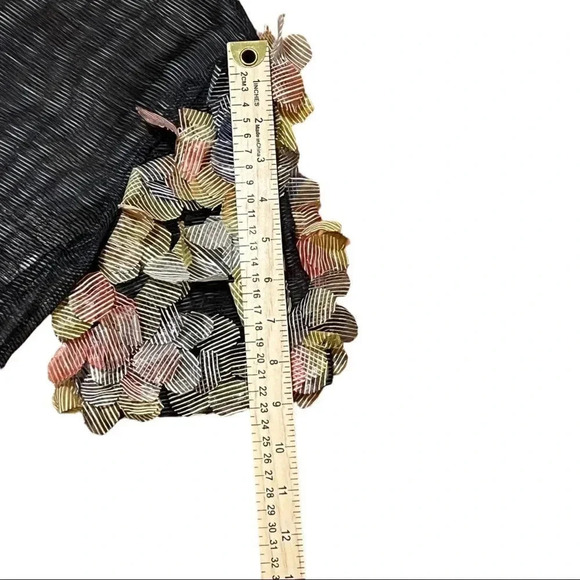 2 Miss Blouse  - Picture 5 of 7